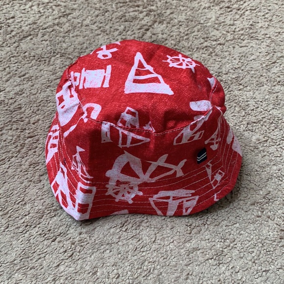 TODDLER Nautical Bucket Hat

UPF 50+ protection. - Picture 4 of 10
